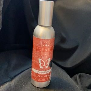 Poppy Fields Room Spray